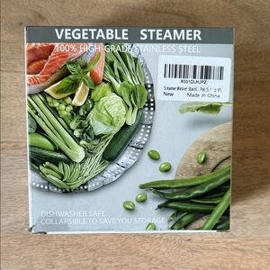 NIB Stainless Steel Vegetable Steamer